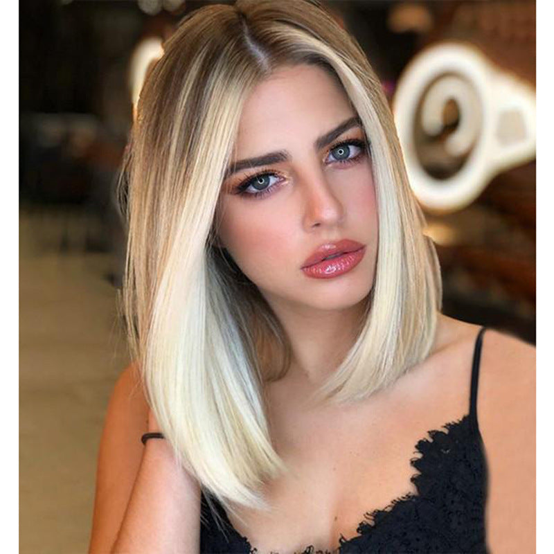 Women's Short Bob Wigs with Medium Split Gradient Hair - Synthetic Hair