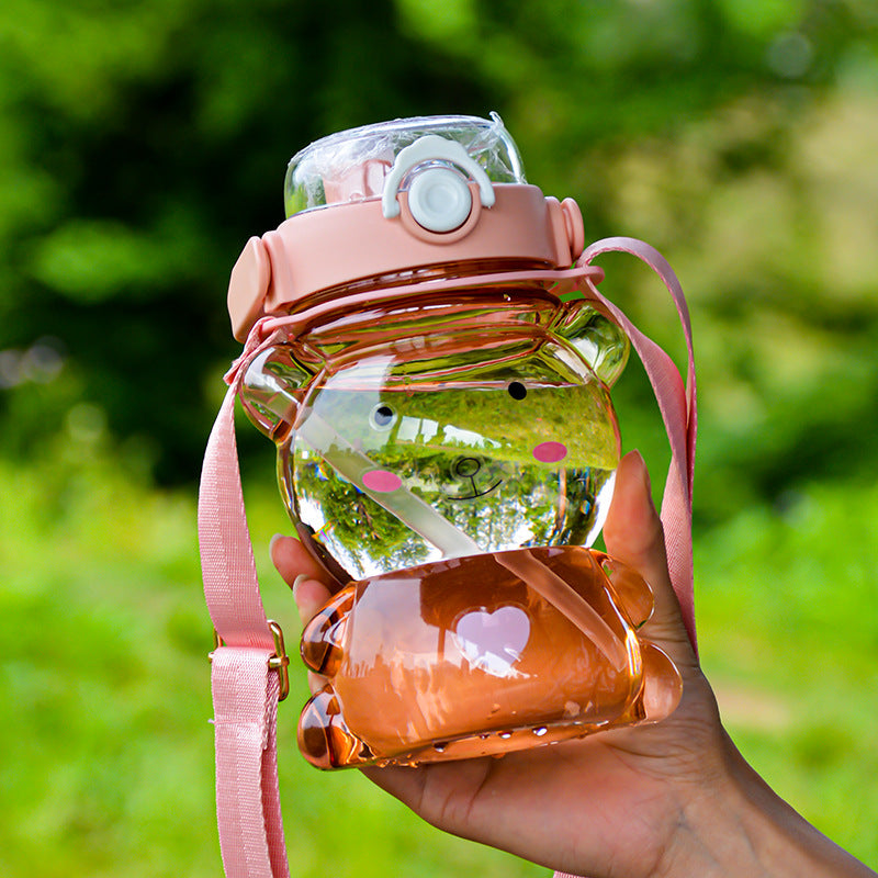 Children's Large-Capacity Bear-Shaped Plastic Straw Cup - Leak-Proof Drinkware