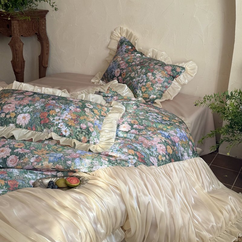 French Style Satin Floral Bedding Set with Lace Trim - Multiple Sizes & Patterns