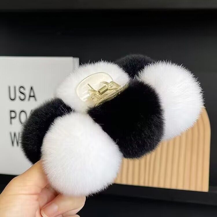 Elegant Rabbit Fur Ball Hairpin Plush Grip