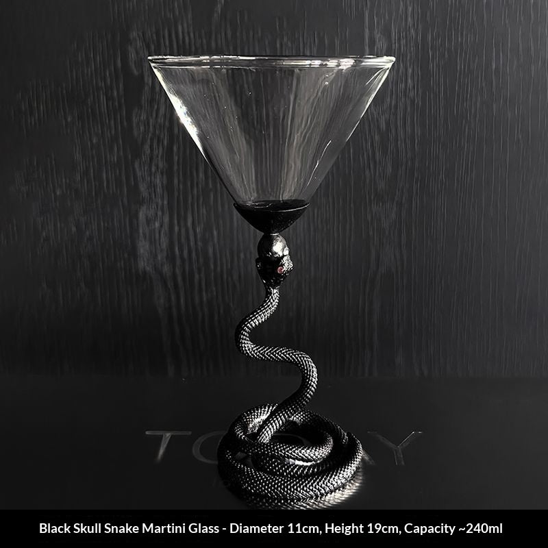 Luxury Snake Design Champagne Glasses - Elegant Stemware for Special Occasions