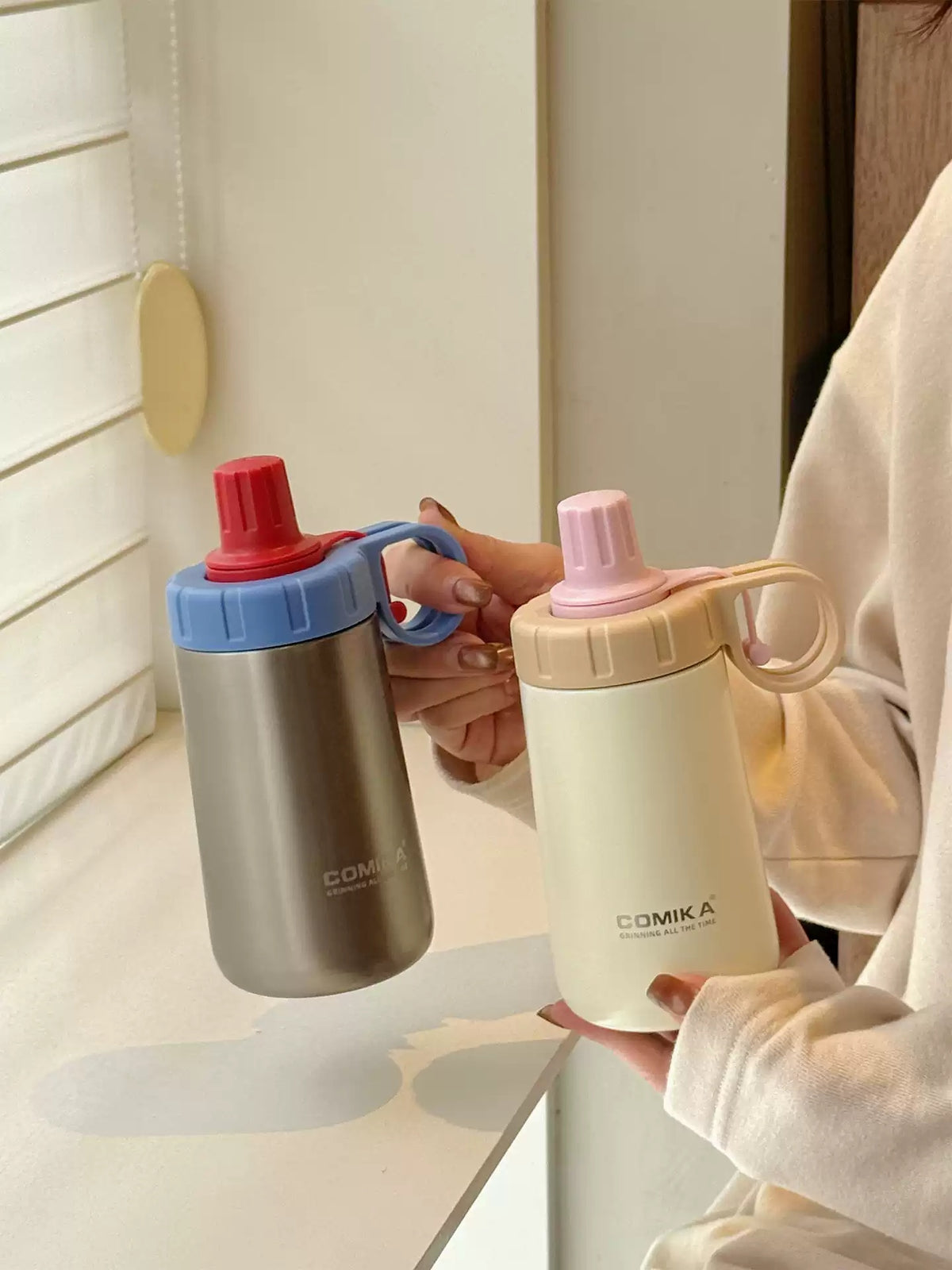 Portable Thermos Cup with Handle - Retro Style, 350ml, Insulated Drinkware