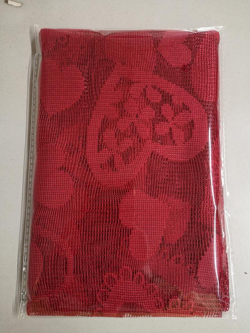 Lace Heart-Shaped Table Runner - 1 Piece, 13x72 Inches