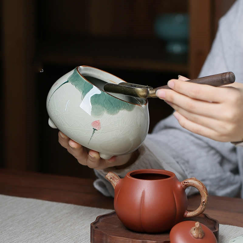 Hand-Painted Lotus Ceramic Tea Caddy with Underglaze Color - Household Storage Jar