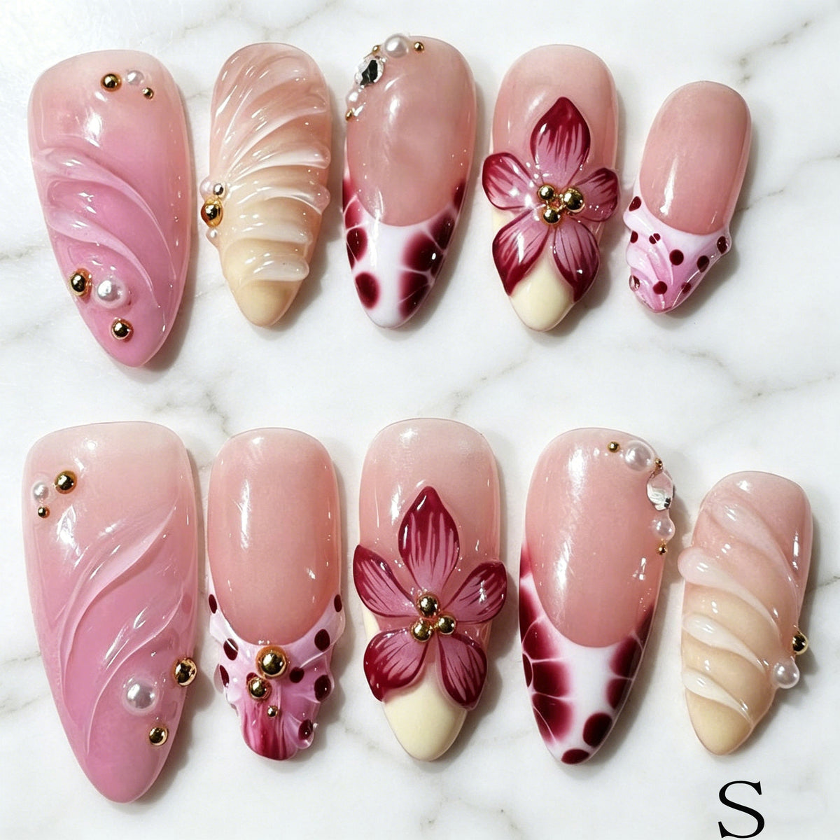 Press-On Nails Medium Length Floral Gradient Design Set
