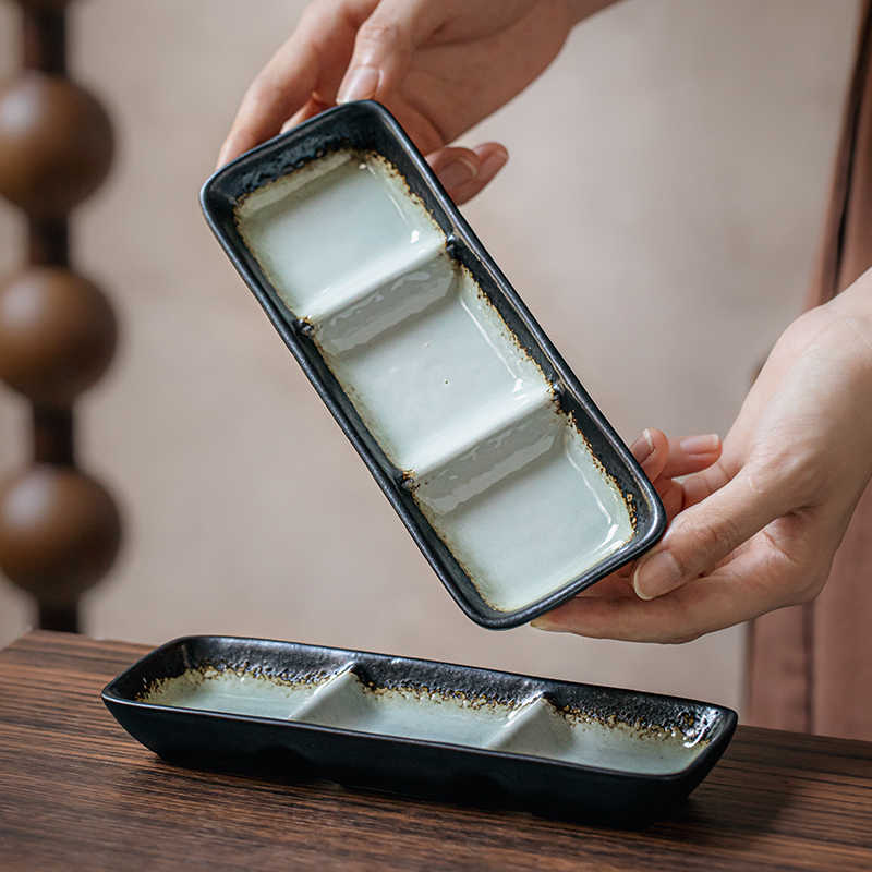 7.5-Inch Korean Ceramic Seasoning Dish with Three Grids - Retro Tableware