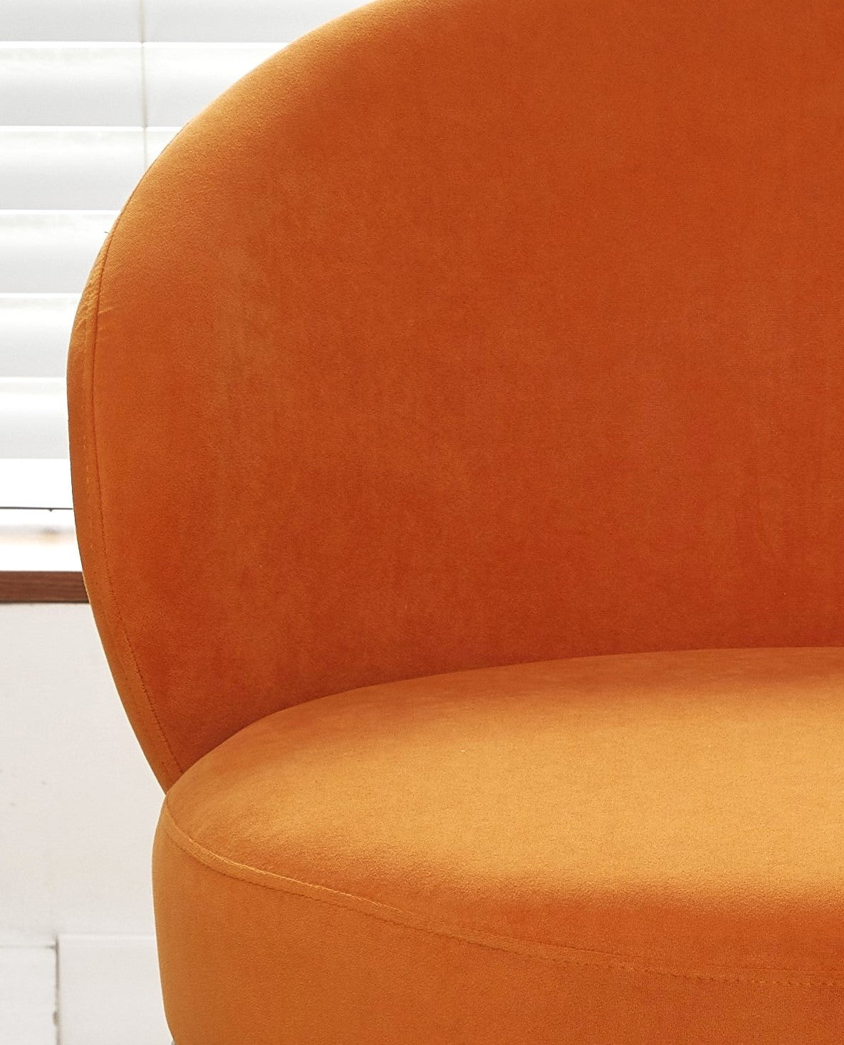 Round Velvet Accent Chair, Mid-Century Modern Upholstered Armchair