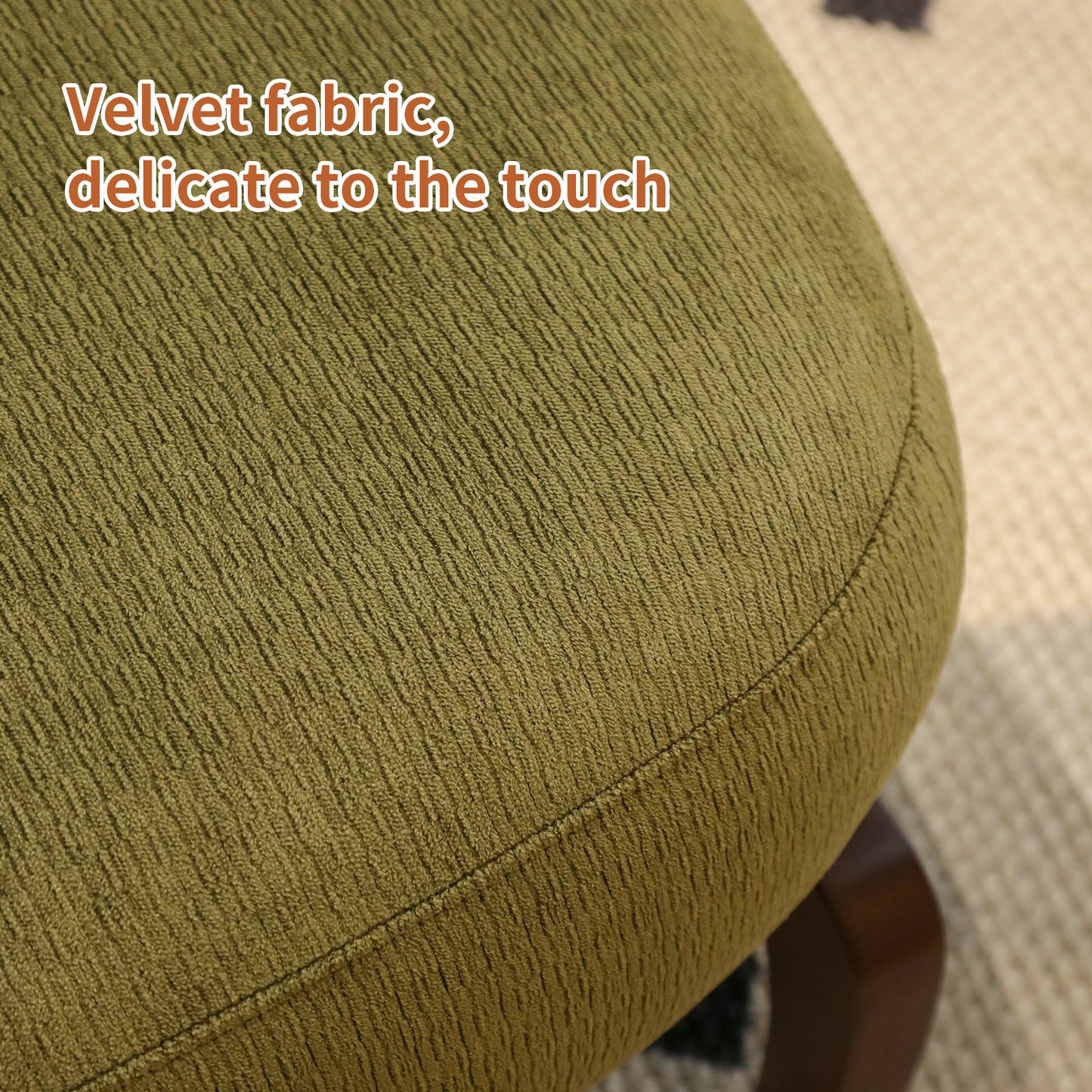 Green Velvet Accent Chair with Solid Wood Legs - Cozy Design