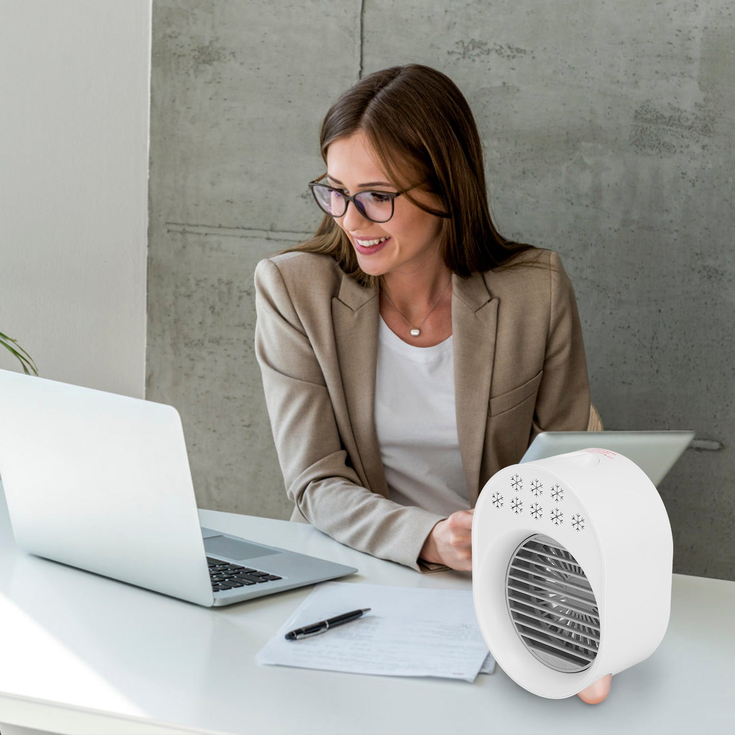 Portable Mini Desktop Air Conditioner Fan with USB Rechargeable Humidifier