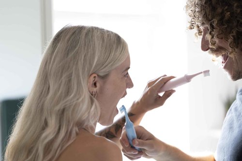 Pop Sonic Pro 2.0 Electric Toothbrush (White) Rechargeable Sonic Toothbrush with 45,000 Vibrations Per Minute & 4 Cleaning Modes for Adults & Kids with Long Lasting Dupont Nylon Bristles