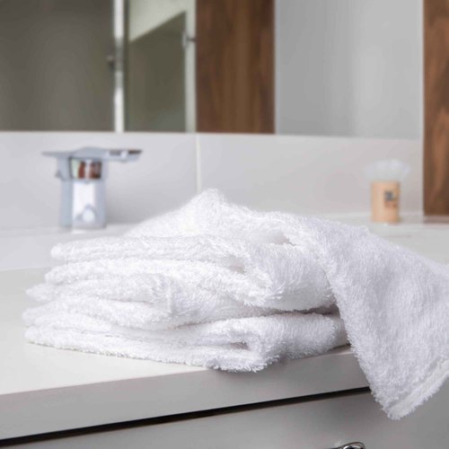 Bulk Spa White Washcloths – 96 Pack – Size 12” x 12” – Thick Loop Pile Washcloth – Absorbent and Soft 100% Ring-Spun Cotton Wash Cloth – Lint Free Face Towel – Wash Cloths Perfect for Bathroom