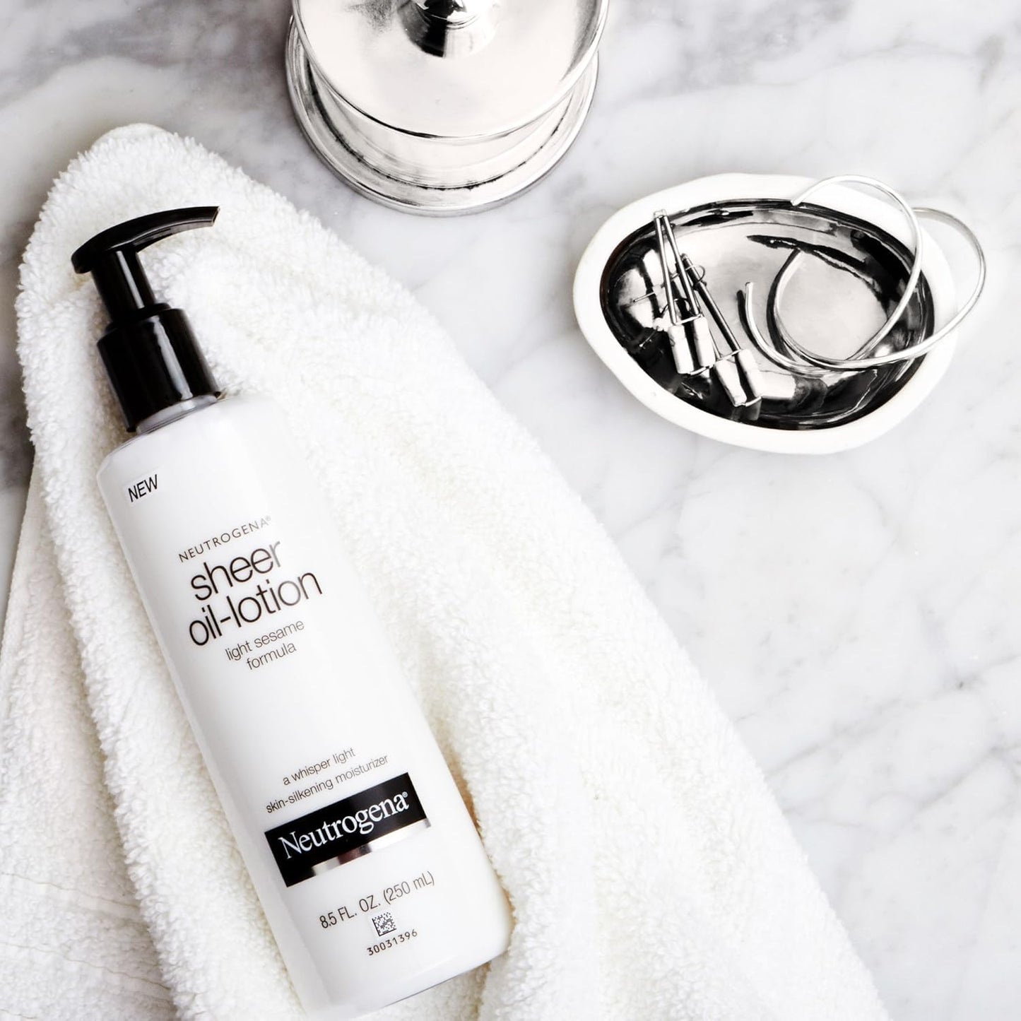 $$Neutro gena Moisturizing Sheer Body Oil-Lotion, Lightweight & Fast-Absorbing Sesame Oil Formula, 8.5 fl. oz