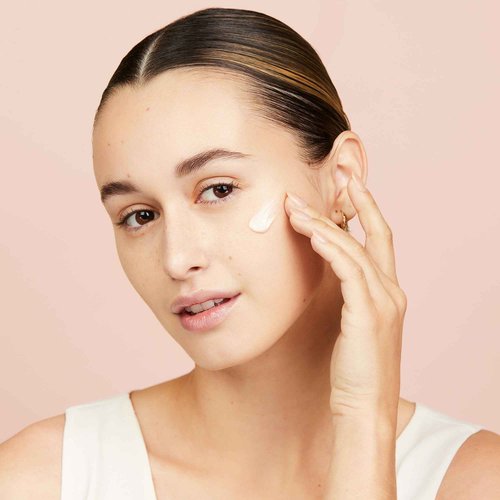 Lise Watier Illuminating Primer Luminous Fresh Cream-Gel, 0.94 fl oz