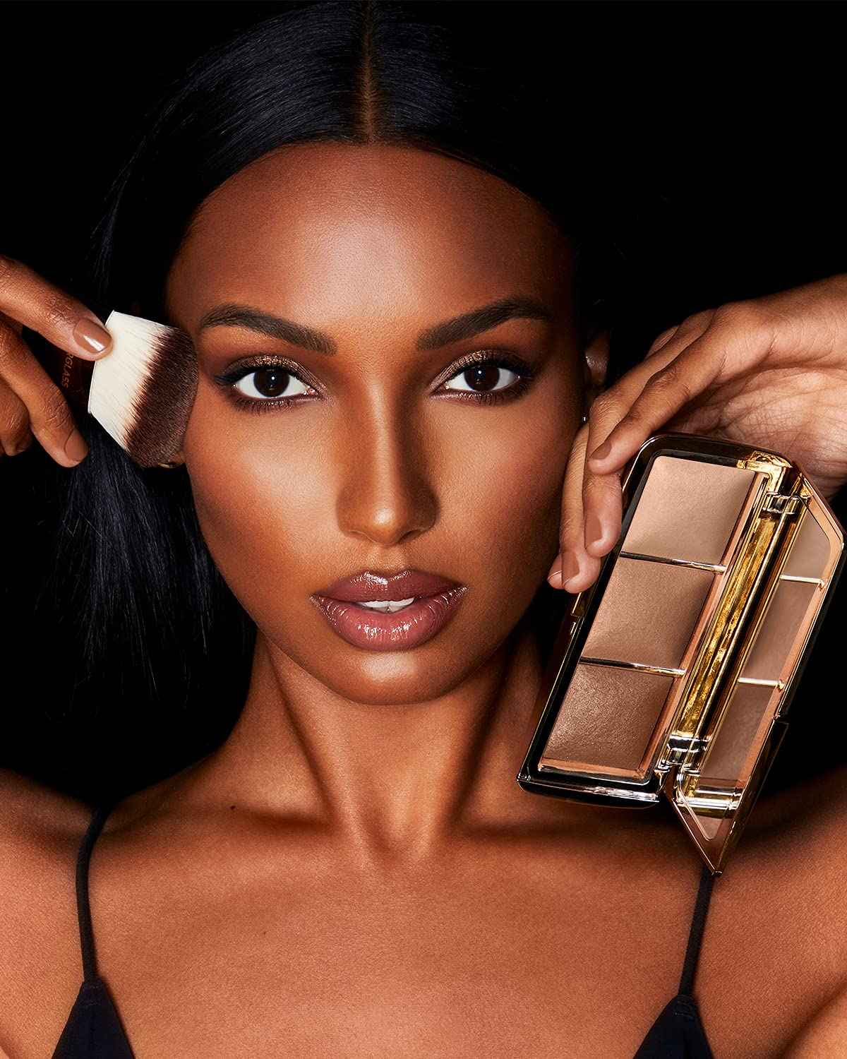 Hourglass Ambient Lighting Palette. Three-Shade Highlighting Palette for Your Best Complexion.Cruelty-Free and Vegan. VOL 2