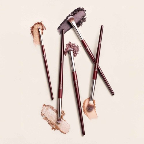 BK BEAUTY - BRUSH SET FOR HOODED OR SMALLER EYES (5PC) - Eyeshadow Brush Set for Blending, Smudging & Defining Eyeshadow and Eyeliner | Premium Eye Makeup Brushes for Precise Application