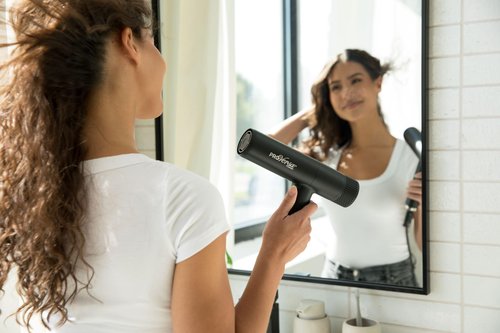 Jerdon Hair Dryer with High Speed Low Noise Brushless Motor for Fast Drying and Includes Acessories - JHD100KB