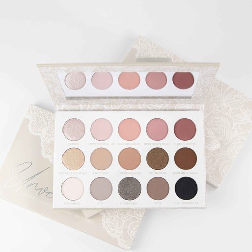 Sydney Grace Unveiled Palette by Kendra Matthies (Light)
