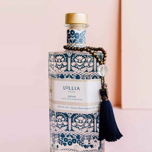 Lollia Dream Bubble Bath, Skin Hydrating & Deep Moisturizing, Avocado Oil & Green Tea, Relaxing Scented Bubbling Bath Soap, White Tea & Honeysuckle Scent