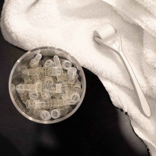 Dermaroller Hyaluronic Acid Ampoule Serum - 30 Pack Ampoules for Anti-Aging Skin Care, Deep Hydration, and Collagen Boost with Urea for All Skin Types