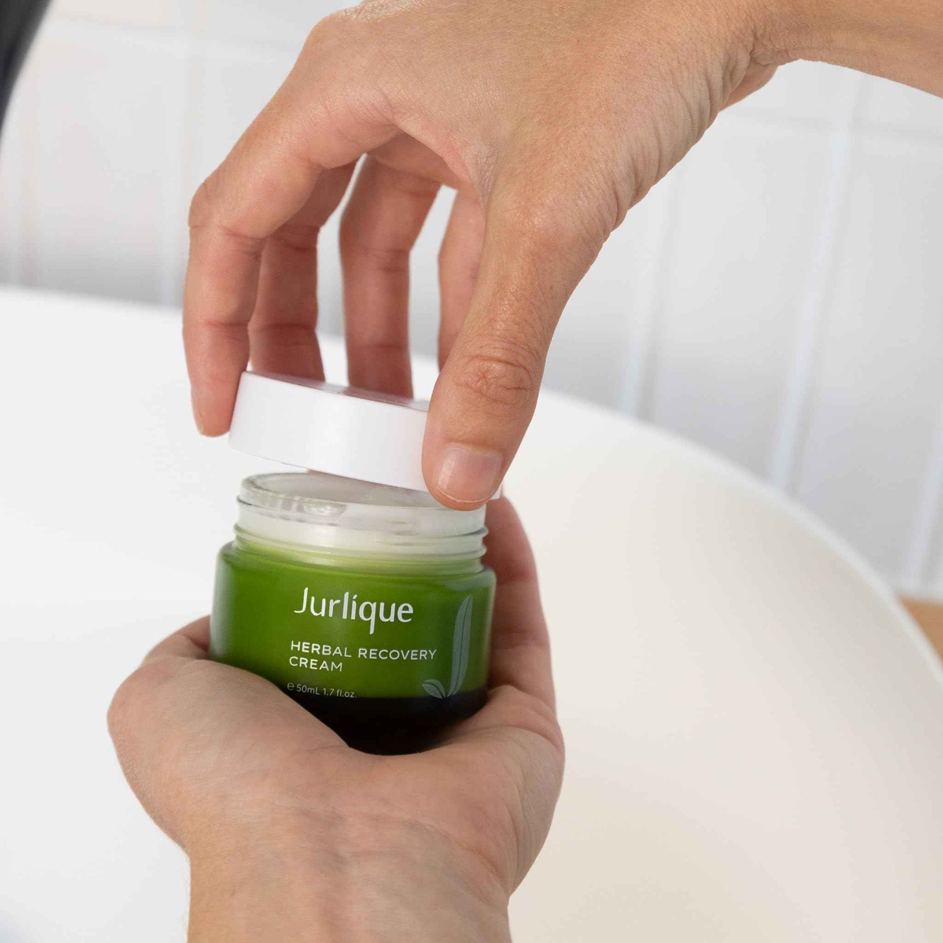 Jurlique. Herbal Recovery Cream 50 ML