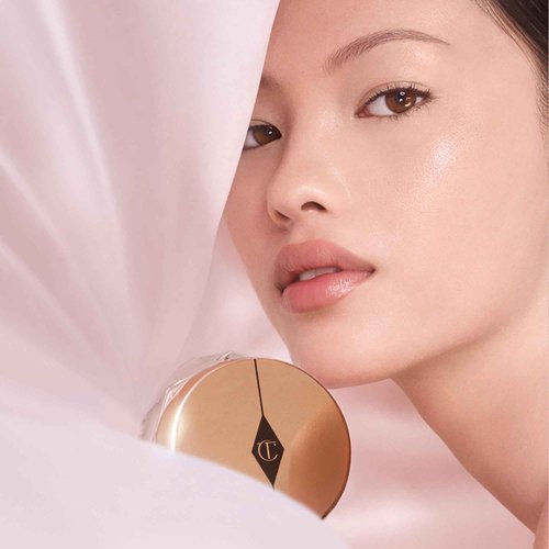 Charlotte Tilbury Magic Cream Face Moisturizer - Firming & Hydrating Face Cream with Cushion + Lift Mesh Technology, Vitamins C & E, Peptide Complex & Hyaluronic Acid - Refill (50ml)