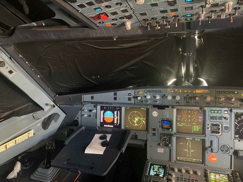 A320 CAPTAIN COCKPIT WINDOW SHADE