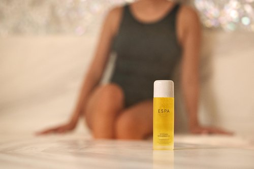 ESPA | Soothing Bath and Body Oil | 100ml | Myrrh, Rose Geranium & Frankincense | Menopause-friendly