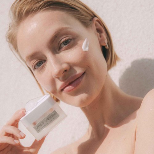 AMEON Holy Cream Moisturizer - Ultra-Nourishing, Skin Tone Perfecting, Regenerating, Lightweight, Gentle, Anti-Aging, Hydrating