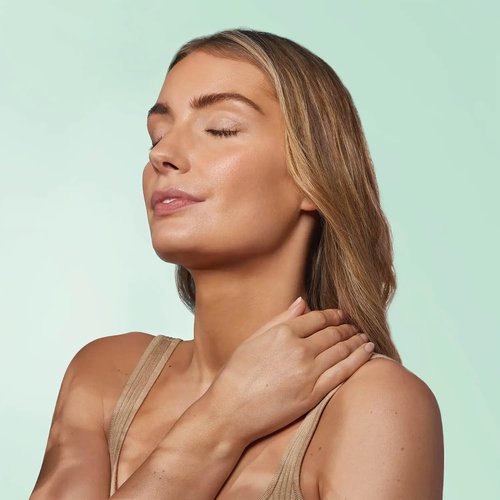 ESPA | Soothing Bath and Body Oil | 100ml | Myrrh, Rose Geranium & Frankincense | Menopause-friendly