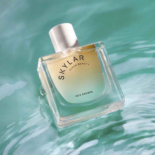 Skylar Isle Escape Eau de Parfum - Hypoallergenic & Clean Perfume for Women & Men, Vegan & Safe for Sensitive Skin - Fresh Perfume with Notes of Bergamot, Cardamom & Sandalwood - 50mL /1.7 Fl oz