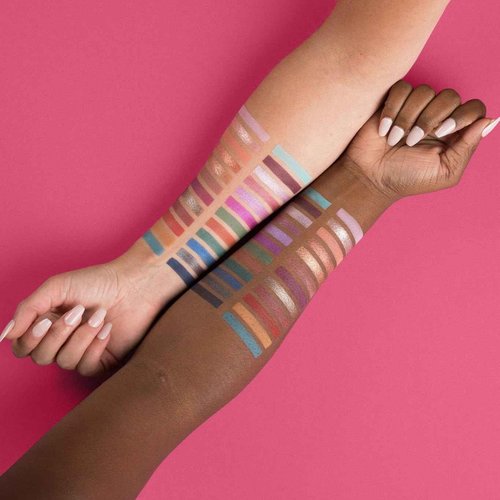 Jeffree Star Cosmetics Scorpio Palette, 24 Eyeshadow Shades, Matte and Metallic, Cruelty-Free