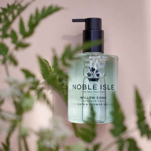 Noble Isle Willow Song Bath & Shower Gel | Luxury Body Wash for Women with Fine British Fragrance Oils | Vegan Body Wash & Paraben Free Body Wash (8.45 oz)