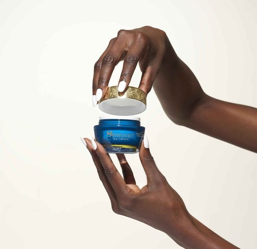 SeneGence Evening Moisturizer for Dry Skin, 1.66 Fl Oz, Ultra-Nourishing Night Cream to Hydrate, Rejuvenate, and Renew for a Radiant, Firm Appearance