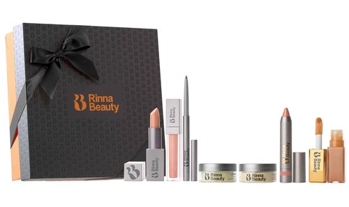 Rinna Beauty Lip Care Kit - Hydrating Lip Mask, Lip Exfoliator Scrub, Lip Gloss, Lipstick, Lip Liner, Lip Crayon, Lip Plumper Oil - Vegan, Cruelty & Paraben-Free (Pack of 7)