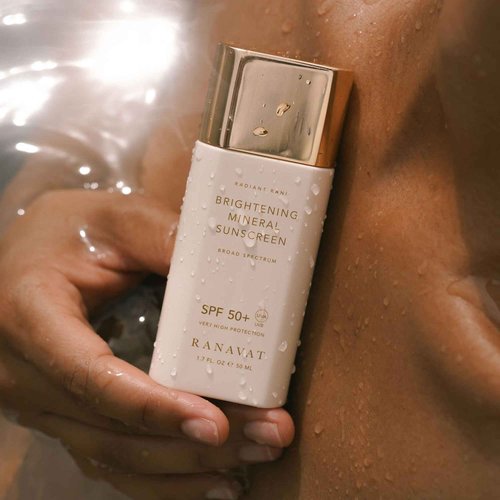 RANAVAT Brightening Mineral Face Sunscreen - Broad-Spectrum SPF 50 Mineral Sunscreen with Zero White Cast - Boosts Radiance & Helps Protect Against Signs of Aging - Safe for Sensitive Skin (50 ml)