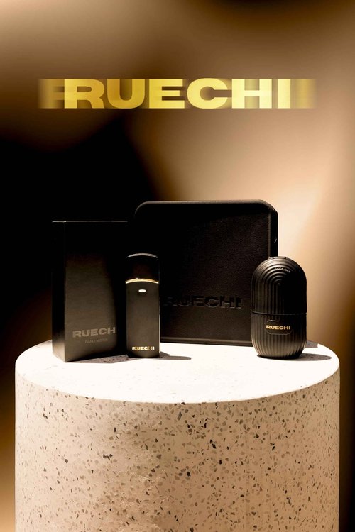 RUECHI Beauty Refresh Kit with Nano Mister, Kryo Sculpting Tool, Spa Headband, Vanity Bag, 4 Pieces