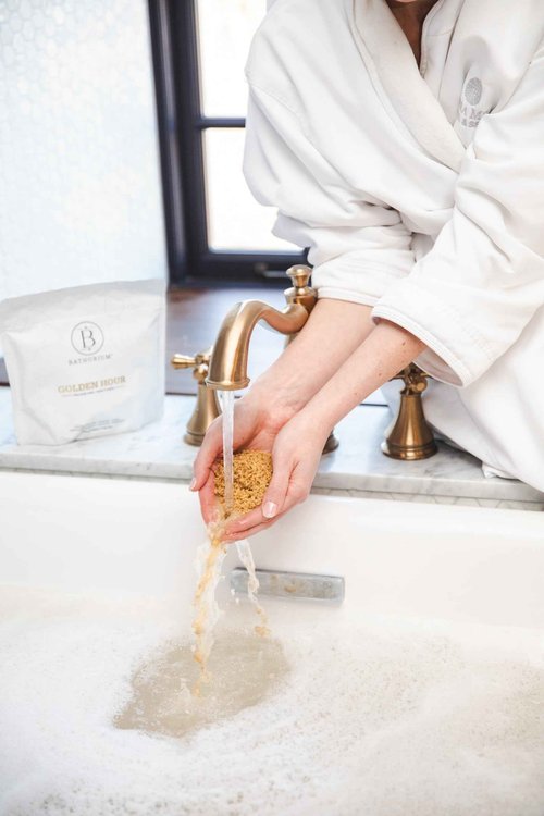 Bathorium Golden Hour Mud Mineral Soak, Detox Bath Soak with French Grey Sea Salt, Ginger & Mandarin, Sinus Relief & Recovery, pH-Balanced for Women, Approximately 3 Baths, 32 oz