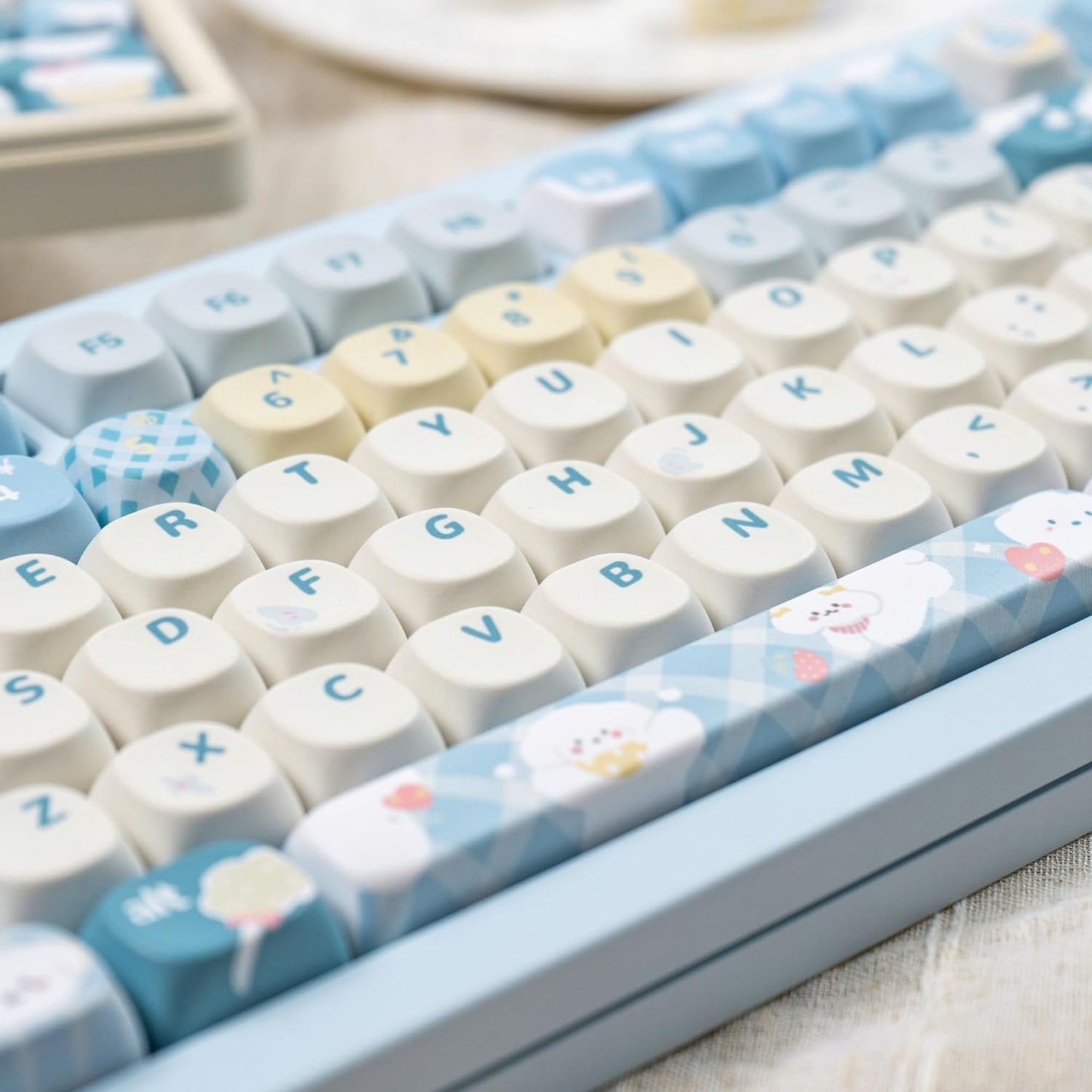 134keys Cute Keyboard Keycap PBT Blue Keycaps 60 65 75 100 Percent, MOA Profile Dye-Sublimation Custom Keycap for Cherry Gateron MX Swithes Mechanical Keyboards