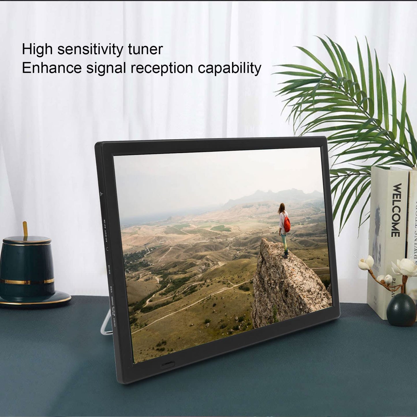 16" Digital Television,ATSC Portable TV 1280x800 LED Television Video Player,with 1800mAh Rechargeable Battery,Antenna, AV ,Headphone, HDMI,USB Interface