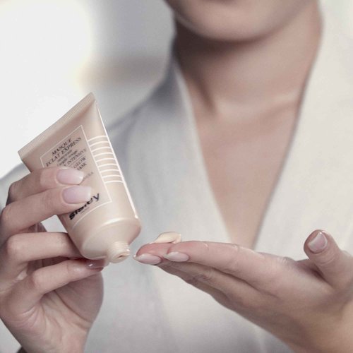 Sisley Paris Radiant Glow Express Face Mask with Red Clay - 60 mL - Gently Cleanses for Visibly Radiant Skin - Non-Drying Formula