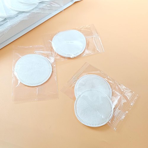 Cotton Rounds,Individually Wrapped Cotton Pads,Makeup Remover Pads | for Face,Nail Polish,Facial Cleansing | Soft,Round,Disposable,Sachet Wrap,Travel Size,Airbnb/Apartment/Hotel Amenities (800 Pack)