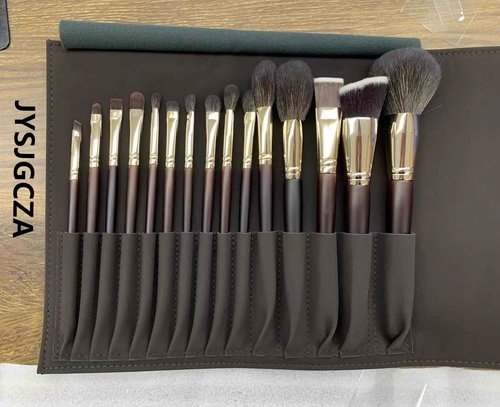 JYSJGCZA Professional makeup brush set with makeup bag. Includes Brushes for Contouring, Highlighting, Eyeshadow, Foundation & More. 15 Pcs Wool makeup brush