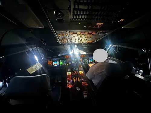 A320 CAPTAIN COCKPIT WINDOW SHADE
