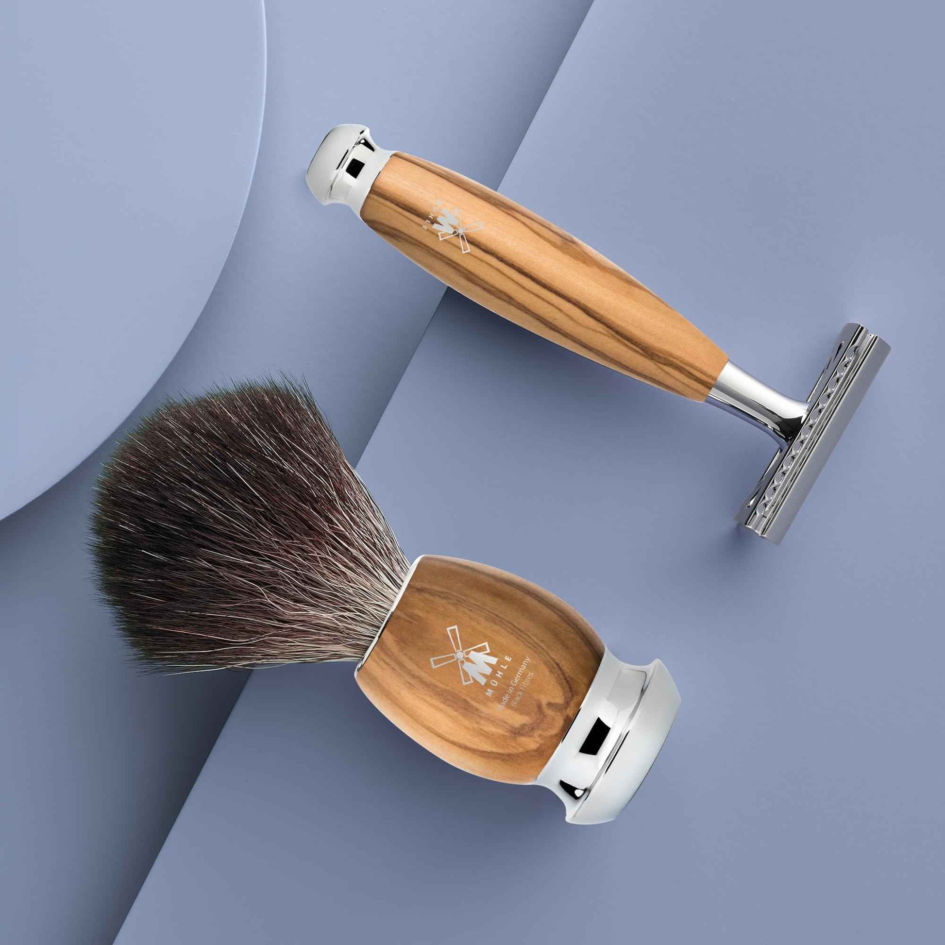 MÜHLE VIVO Olive Wood Closed Comb Safety Razor - Clean Shaving, Modern Design