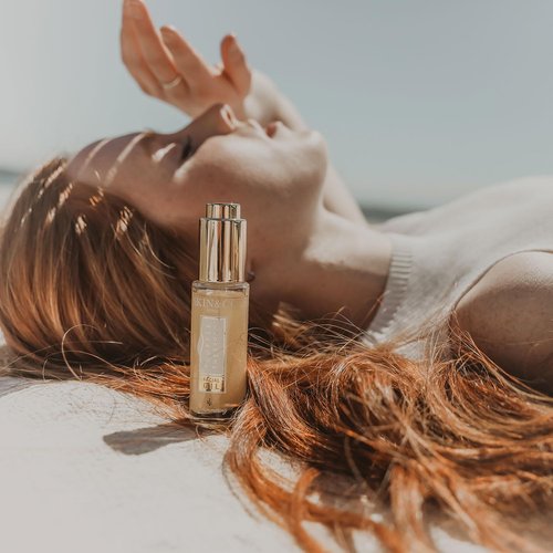 SKIN&CO Truffle Therapy Shimmering Facial Oil, 1 FL OZ – Hydrating & Radiance-Boosting Moisturizer for All Skin Types – Luxurious Natural Oils with Antioxidants – Made in Italy