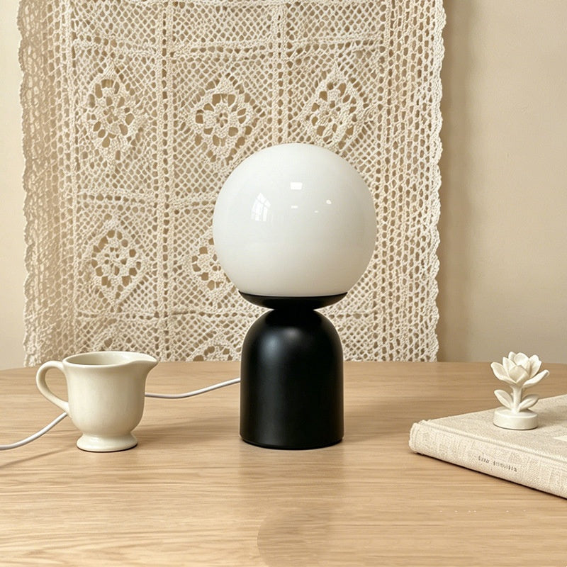 French-Style Cream Candy Desk Lamp for Home & Office Decoration