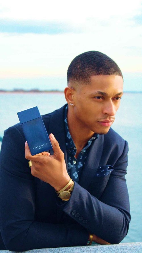 Perry Ellis Sky 4-Piece Men's Gift Set - 3.4 oz eau de toilette, 1.7 oz aftershave, 1.7 oz shower gel, .25 oz EDT mini travel spray