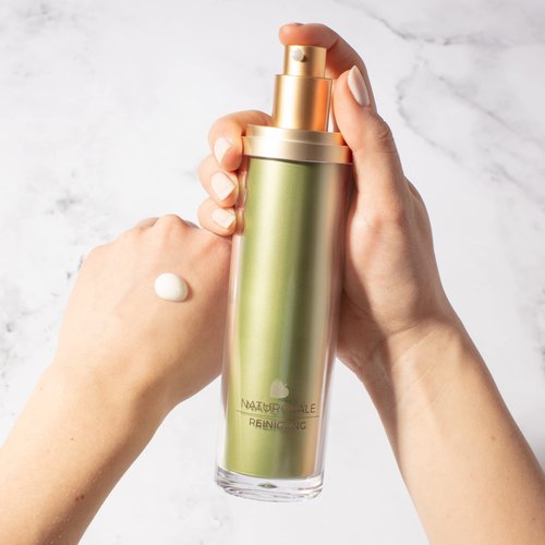 ANNEMARIE BÖRLIND - NATUROYALE Cleansing Cream - Face Cleanser With Natural Ingredients - Hyaluronic Acid Vitamin E and Shea Butter for a Firm Smooth and Refreshed Complexion - Step 1 of 5-4.2 Oz