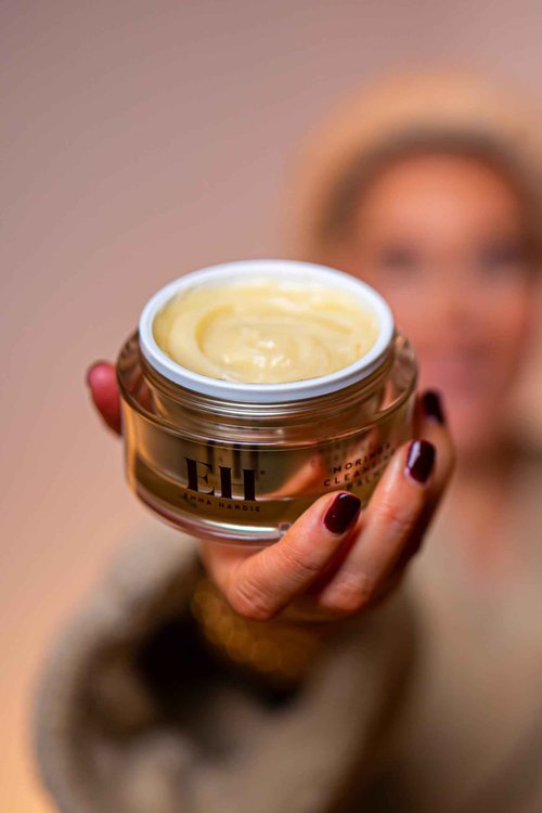 Emma Hardie 100ml Moringa Cleansing Balm with Cleansing Cloth Set, No-Rinse Formula Removes Face & Eye Make Up, Moisturizes & Hydrates the Skin, Natural & Cruelty Free, Vegan & Cruelty Free