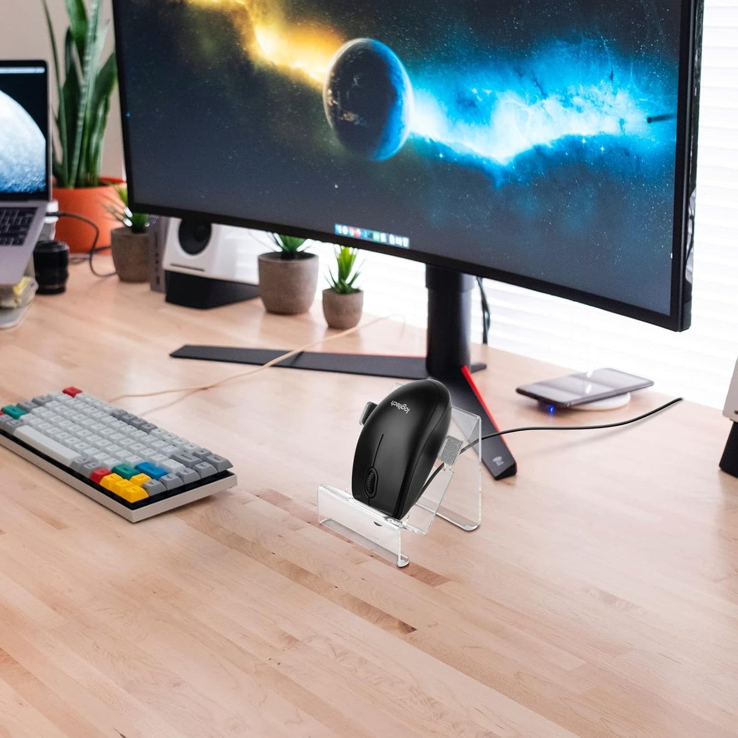 Acrylic Mouse Holder Stand, Desktop Vertical Mount Stand Base for Wired and Wireless Mouse, Universal Computer Mouse Display Stand PC Gaming Mouse Organizer Holder - Clear